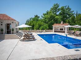 Villa Harmonia