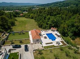 Villa Harmonia