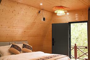 White Magpie Mountain Residence