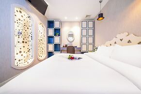 JinglaiHotel SouthBundXintiandi Branch