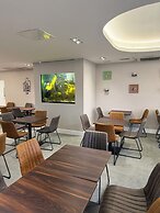 Icon Hotel