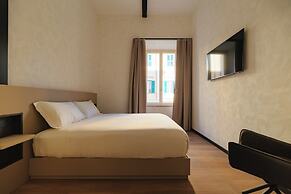 Cavour Suites