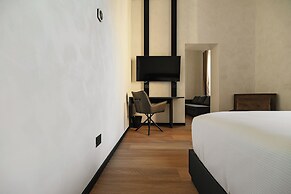 Cavour Suites