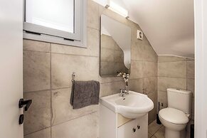 Pantaros Luxury Villas with pool