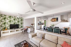 Pantaros Luxury Villas with pool