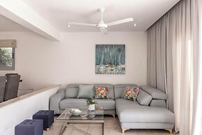 Pantaros Luxury Villas with pool