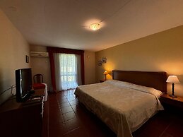 Los Naranjos Hotel