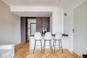 Modern Flats with Balconies in Loreto