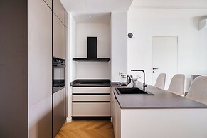 Modern Flats with Balconies in Loreto