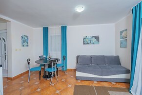 Spin Apartments