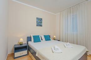 Spin Apartments