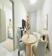 Luxury Apartment with Pool Gym