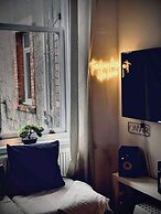 2 Bed Flat - Sleeps 4 - Parking - Wifi