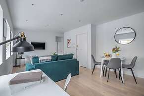 Chic 1BR Close to Tower & Thames
