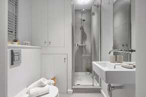 Chic 1BR Close to Tower & Thames