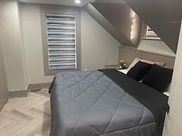 Modern Masterpiece 7 Bedroom Home