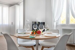 Palazzo Pedretti by Halldis