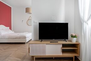 Palazzo Pedretti by Halldis