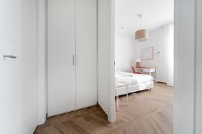 Palazzo Pedretti by Halldis