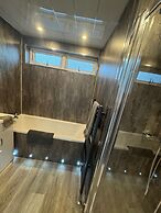 Family - Garden - Parking - Wifi - Sleeps 5