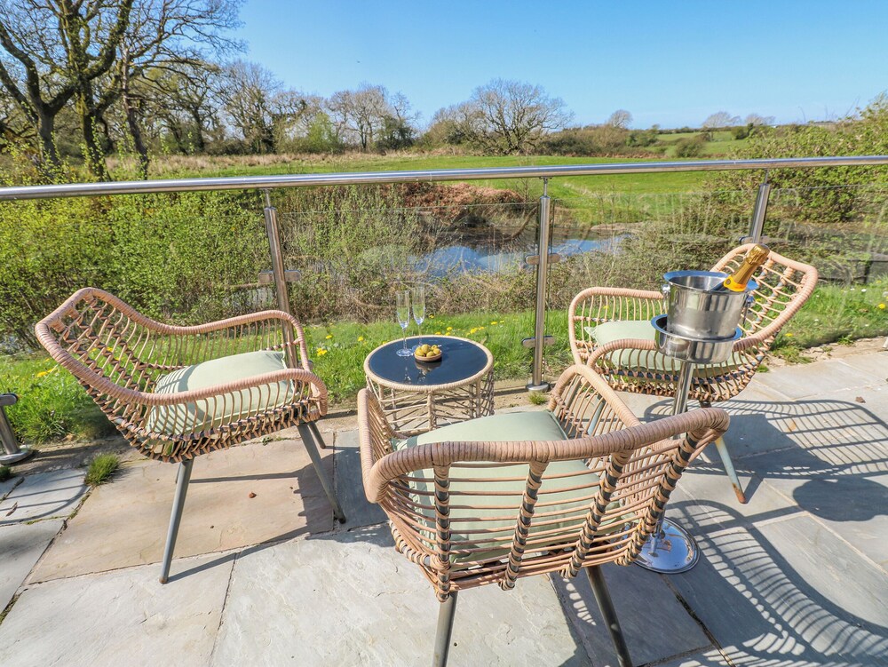 Glamping Pod 1 - Gower