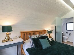 Glamping Pod 1 - Gower