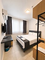 Kaya Hotel