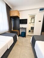 Kaya Hotel