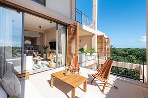 Corasol Modern Apt with Terrace