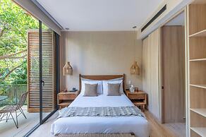 Corasol Modern Apt with Terrace