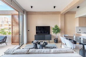 Corasol Modern Apt with Terrace