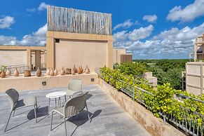 Corasol Modern Apt with Terrace