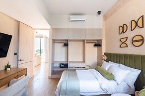 Corasol Modern Apt with Terrace