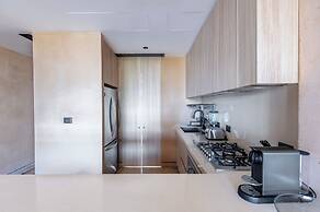 Corasol Modern Apt with Terrace