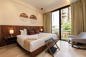 Corasol Modern Apt with Terrace
