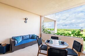 Corasol Modern Apt with Terrace
