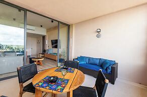 Corasol Modern Apt with Terrace