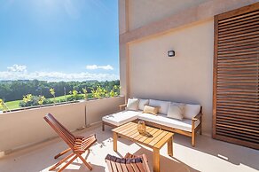 Corasol Modern Apt with Terrace