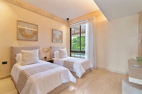 Corasol Modern Apt with Terrace