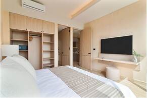 Corasol Modern Apt with Terrace