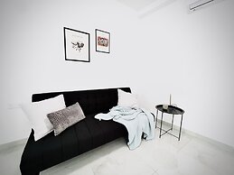 Sunshine Suites