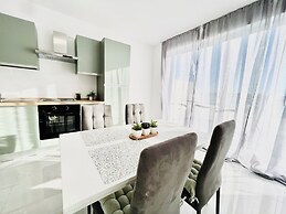 Sunshine Suites