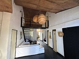 Auaecoco Hotel