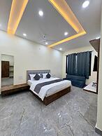 Jodhana Raj Hotel & Restaurant