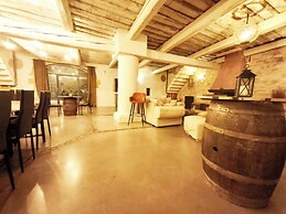 Mas de Castille Guest House
