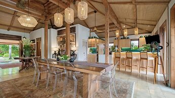 Rumah Melati Estate by Villa Finder
