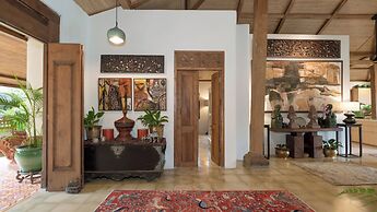 Rumah Melati Estate by Villa Finder