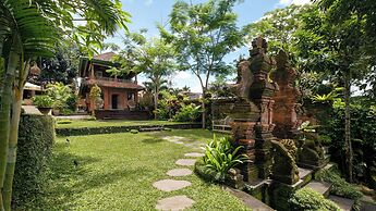 Rumah Melati Estate by Villa Finder