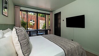 Villa Dreamora by Villa Finder