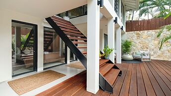 Villa Dreamora by Villa Finder